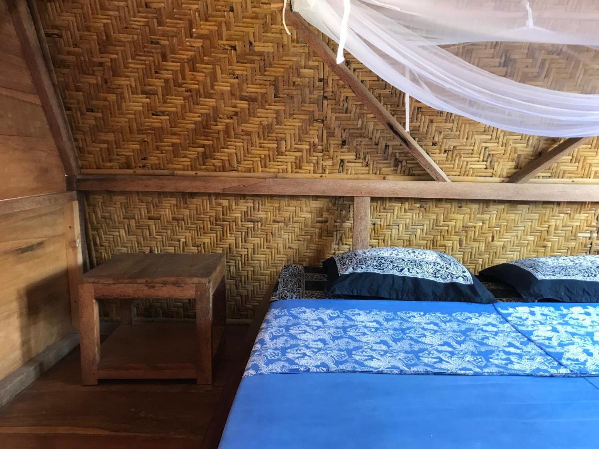 Harry'S Ocean House Pacitan Exterior foto